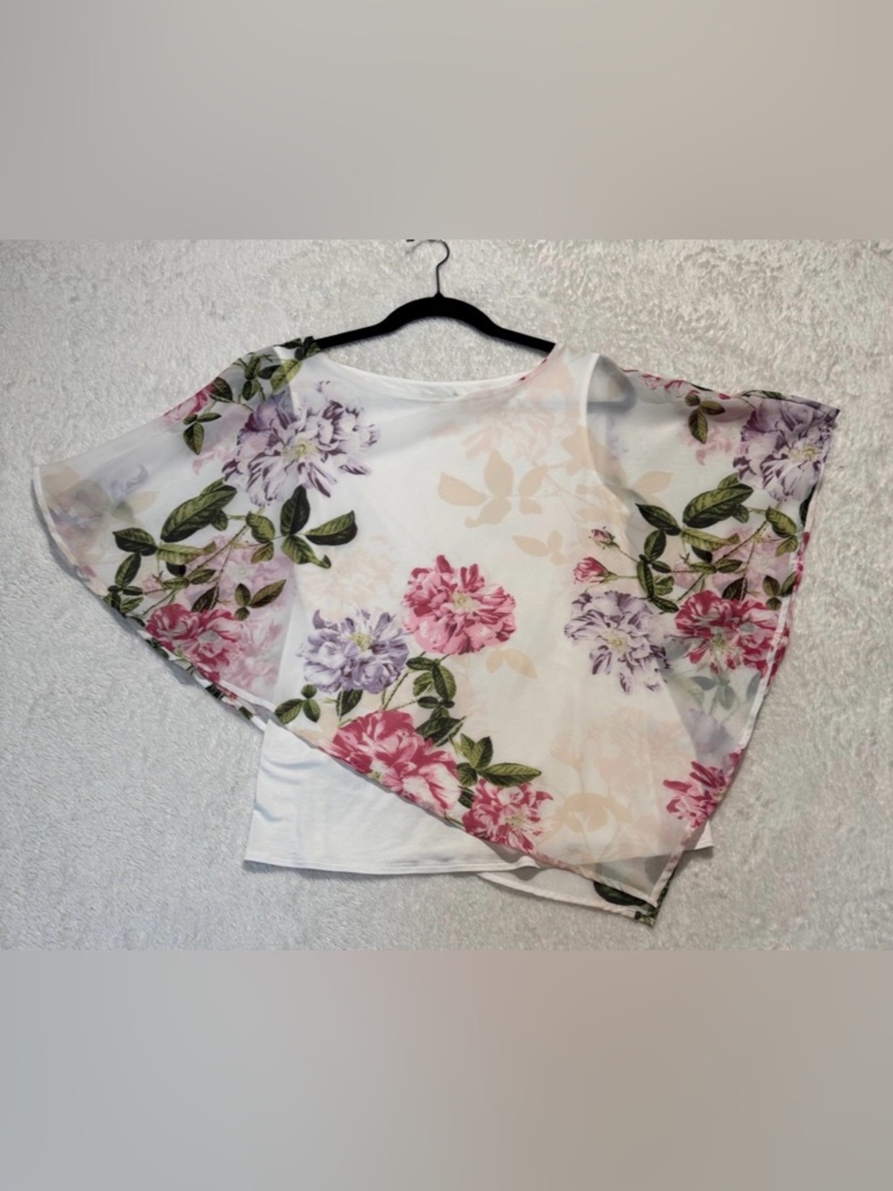 Ann Taylor Factory Floral Top Size Medium